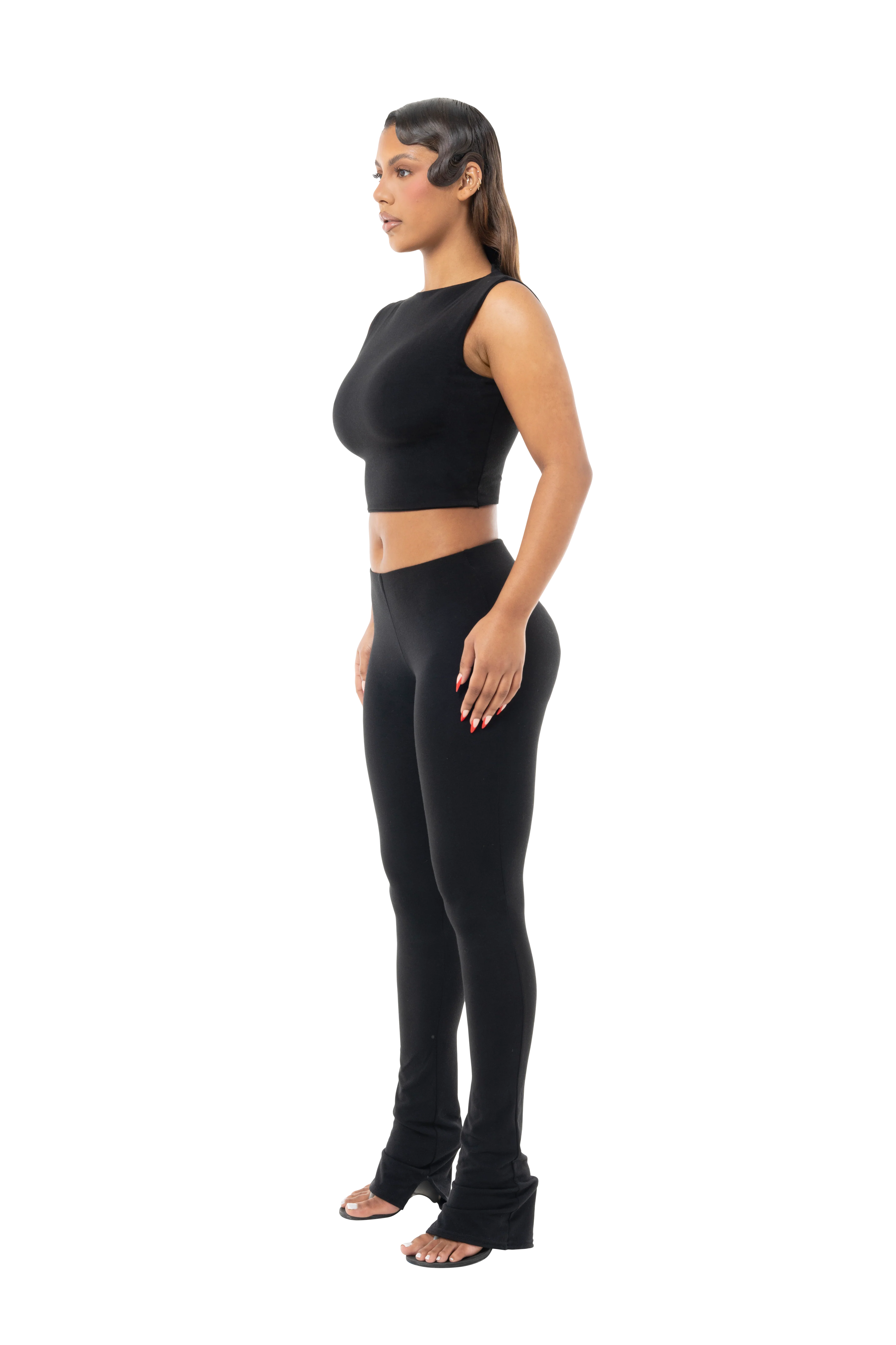Basic Sleeveless Crop